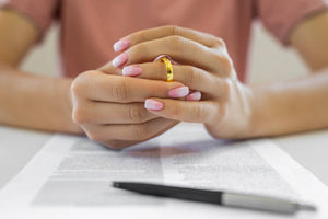 ✨ Tension Setting: The Modern Marvel of Diamond Jewelry