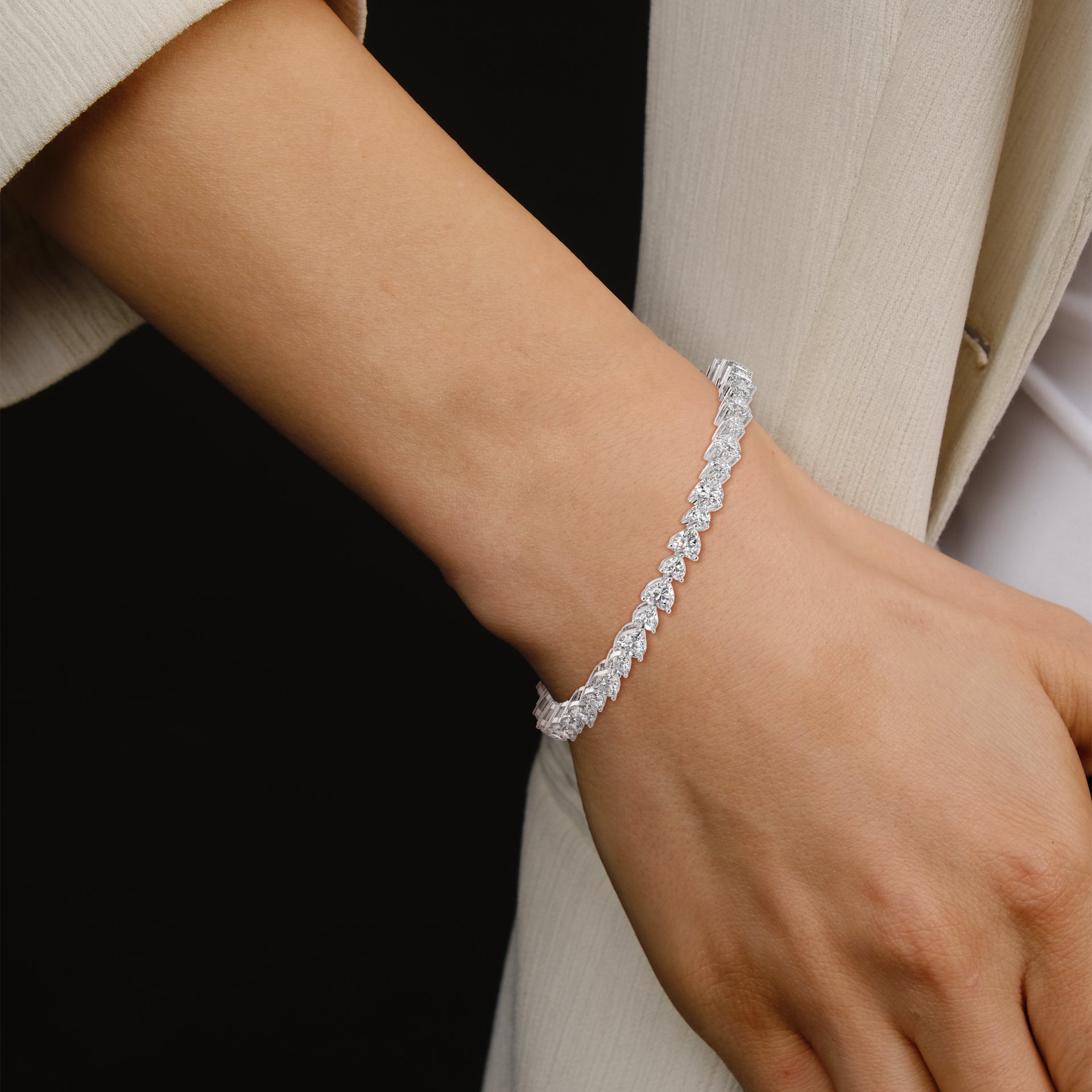 EternalHeart Heart-Cut Lab-Grown Diamond Tennis Bracelet | 10.4 CTW